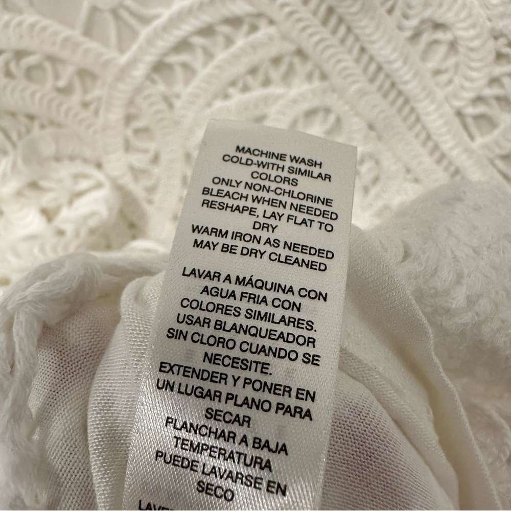 NWT White House Black Market White Sleeveless Crochet Lace Sweater - Picture 13 of 13